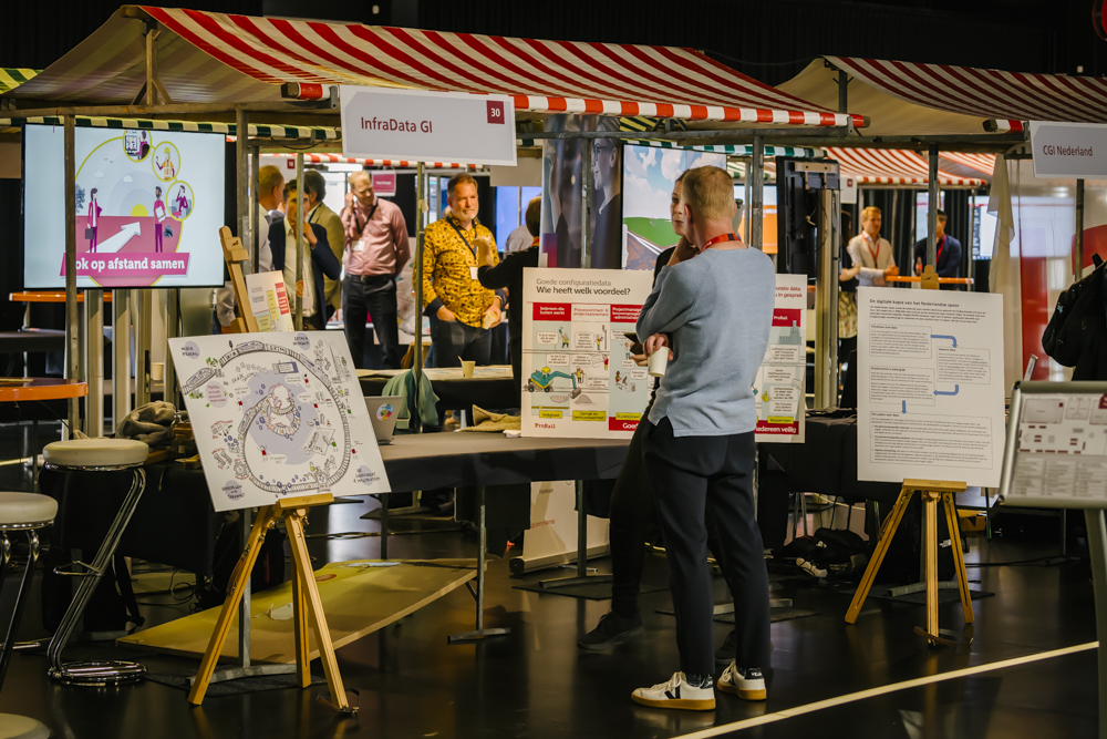 Afbeelding van de stand InfraData Geintegreerd inwinnen op het spoordata congres