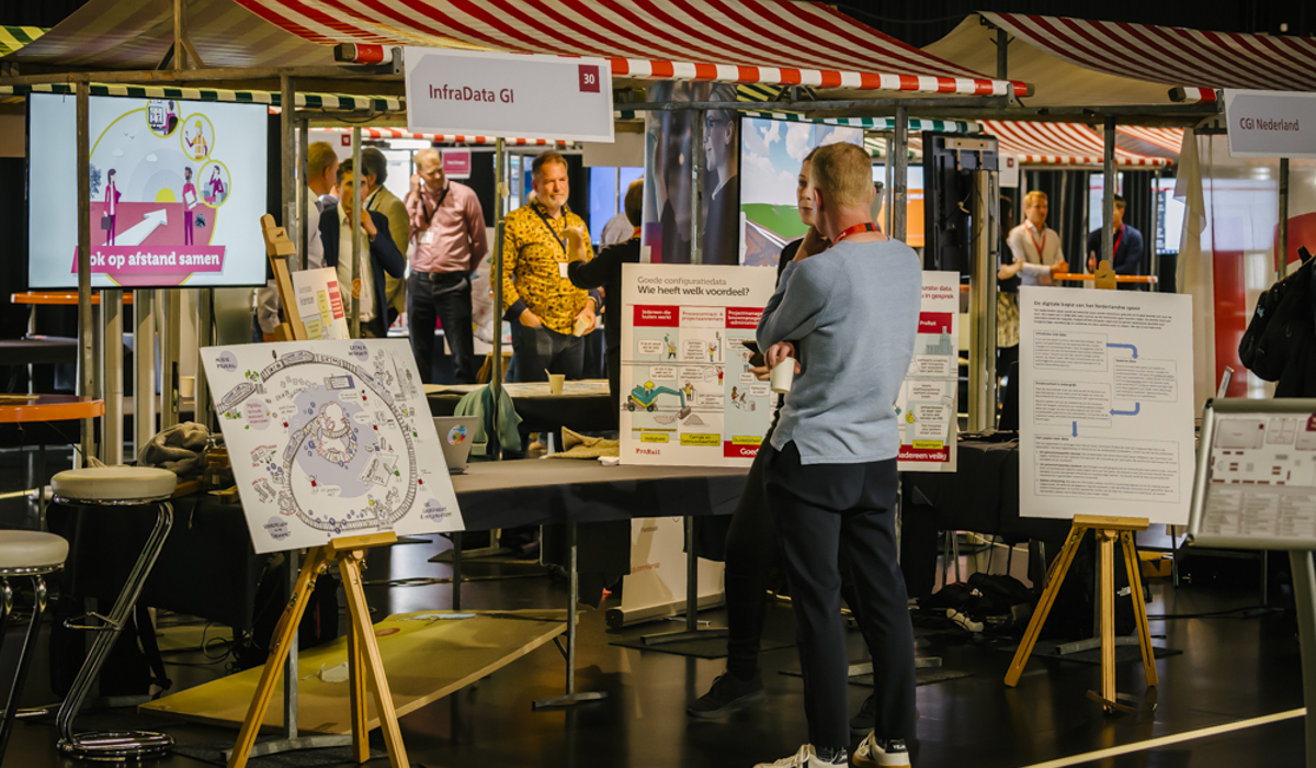 Afbeelding van de stand InfraData Geintegreerd inwinnen op het spoordata congres
